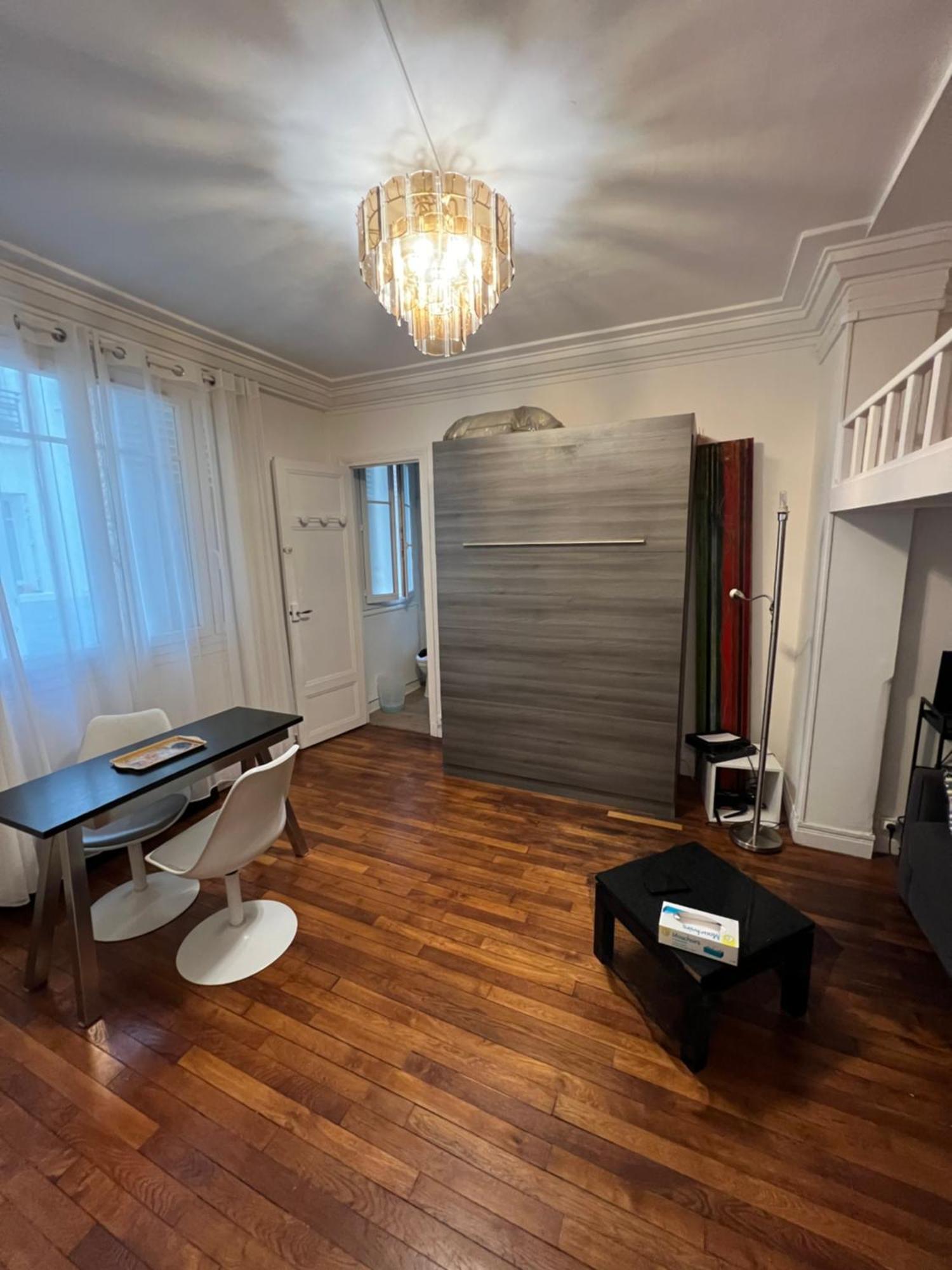 Appartement, Tour Eiffel *